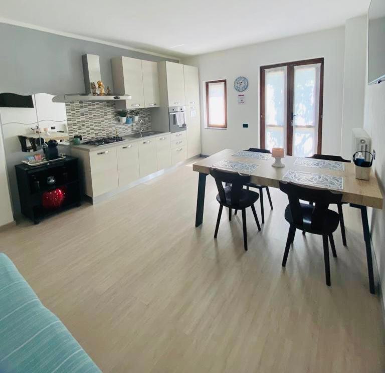 Casa Azalea Apartment Colico Bagian luar foto