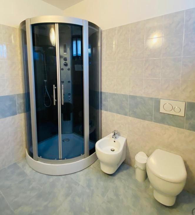 Casa Azalea Apartment Colico Bagian luar foto